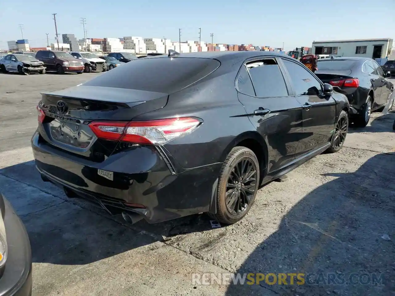 4 Photograph of a damaged car 4T1G11AK4LU360950 TOYOTA CAMRY 2020