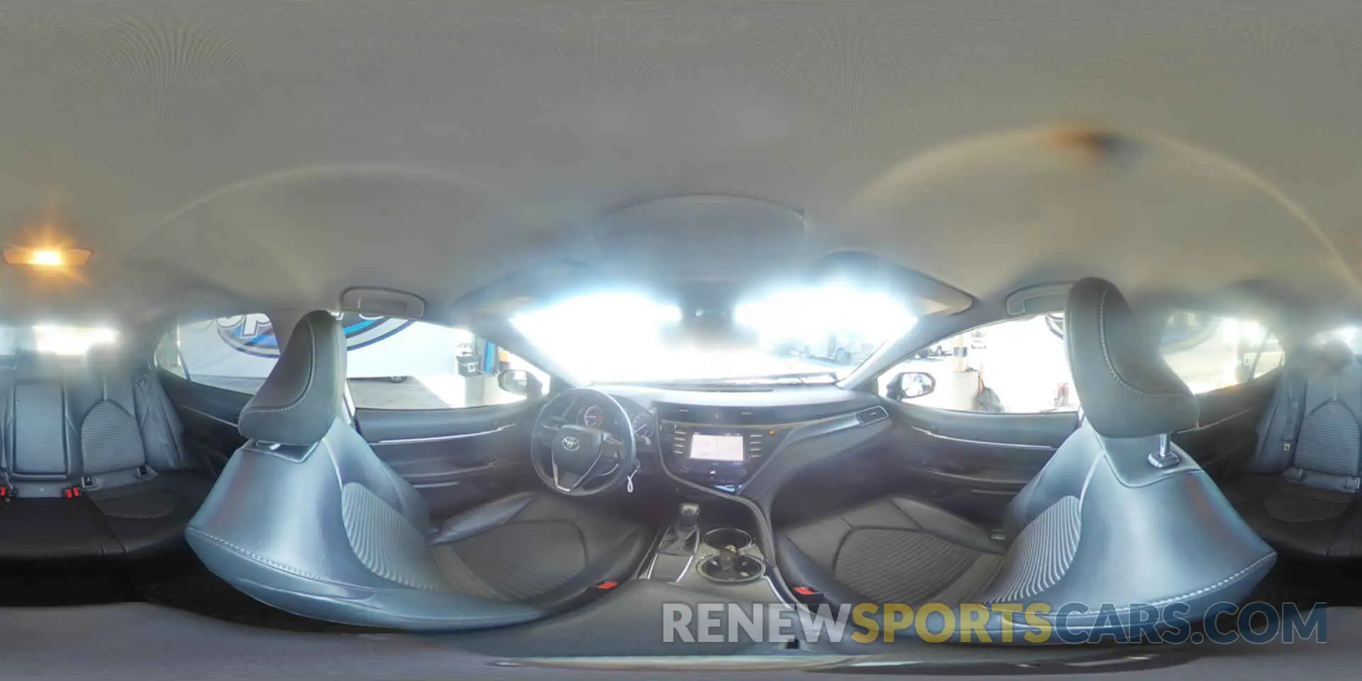 15 Photograph of a damaged car 4T1G11AK4LU371527 TOYOTA CAMRY 2020