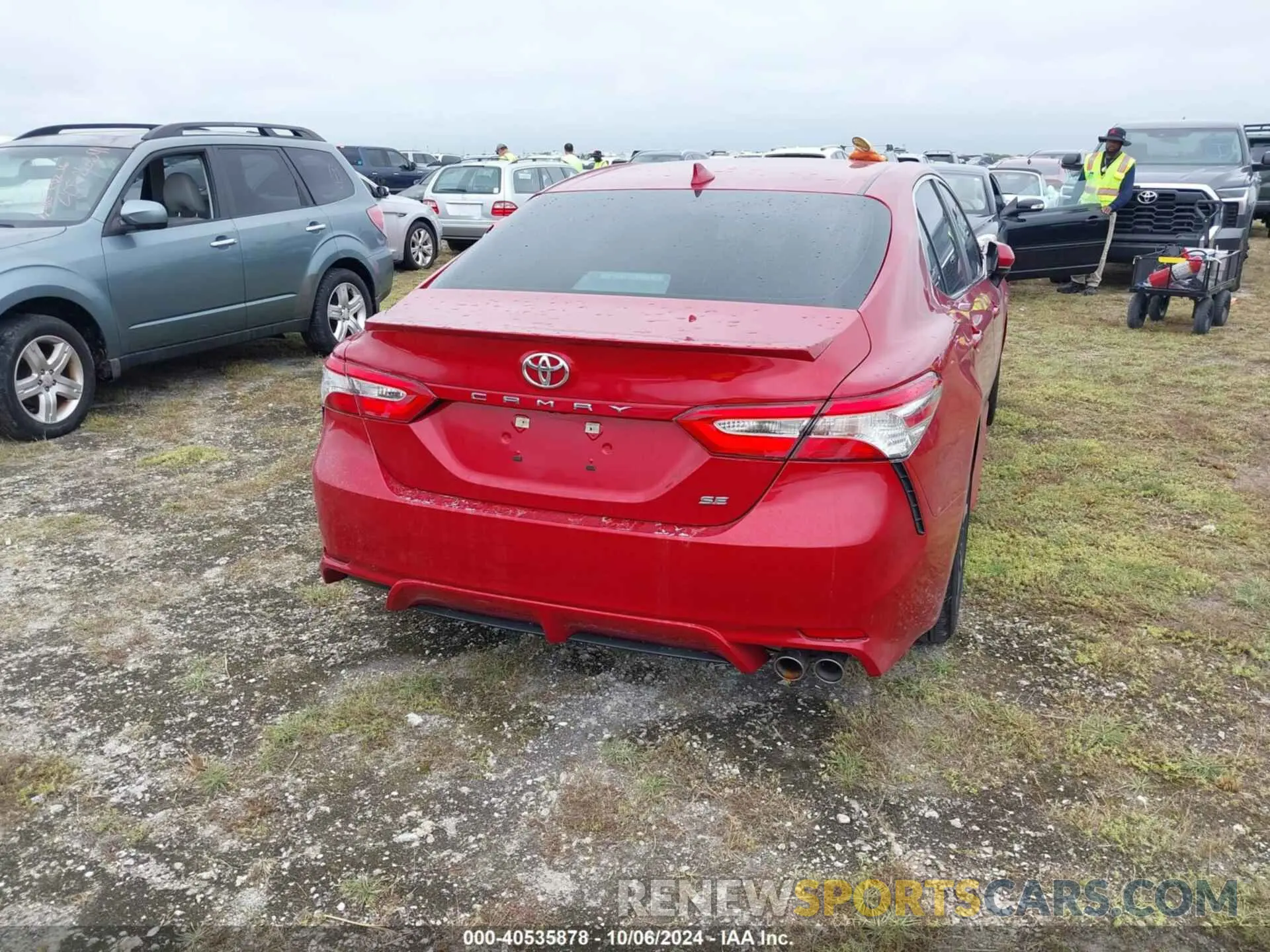 4 Photograph of a damaged car 4T1G11AK4LU376985 TOYOTA CAMRY 2020
