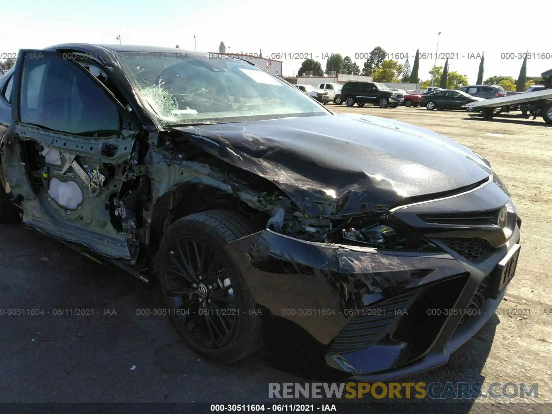 6 Photograph of a damaged car 4T1G11AK4LU379238 TOYOTA CAMRY 2020