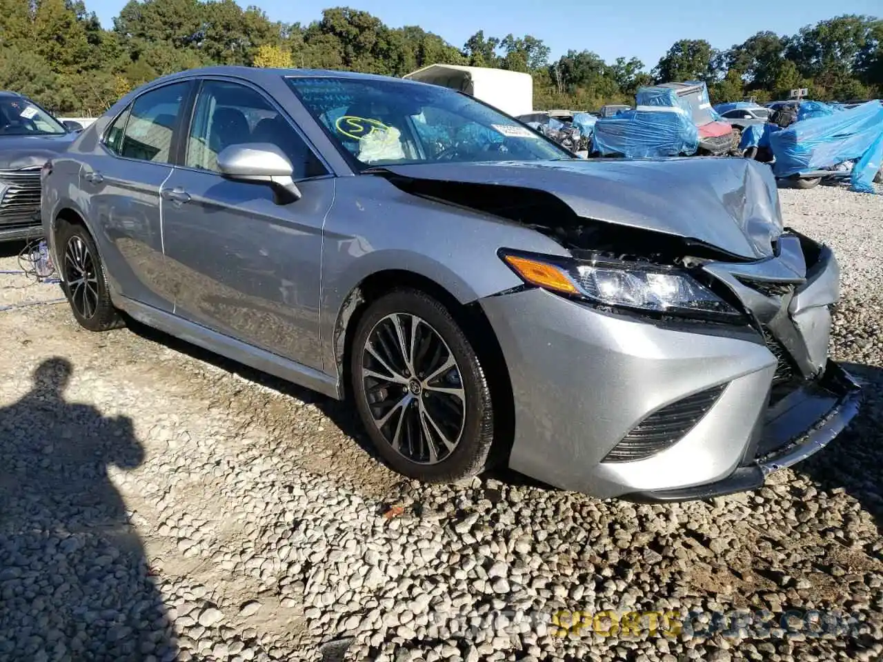 1 Photograph of a damaged car 4T1G11AK4LU501645 TOYOTA CAMRY 2020