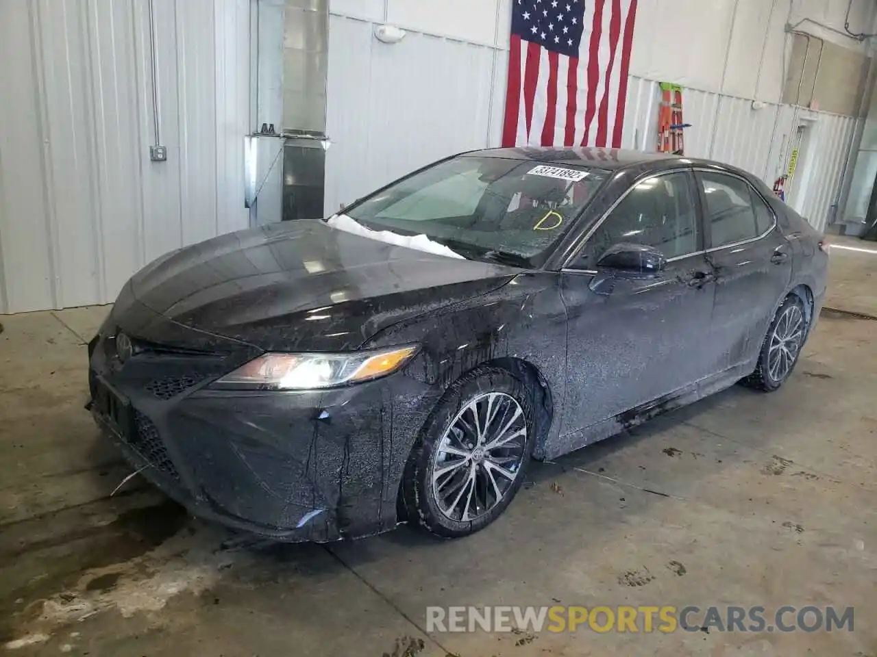 2 Photograph of a damaged car 4T1G11AK4LU504674 TOYOTA CAMRY 2020