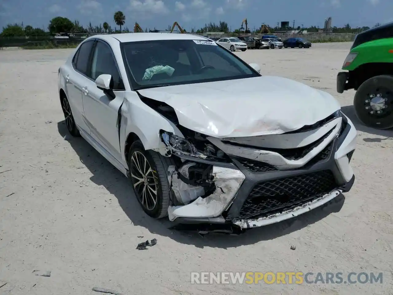 1 Photograph of a damaged car 4T1G11AK4LU509650 TOYOTA CAMRY 2020