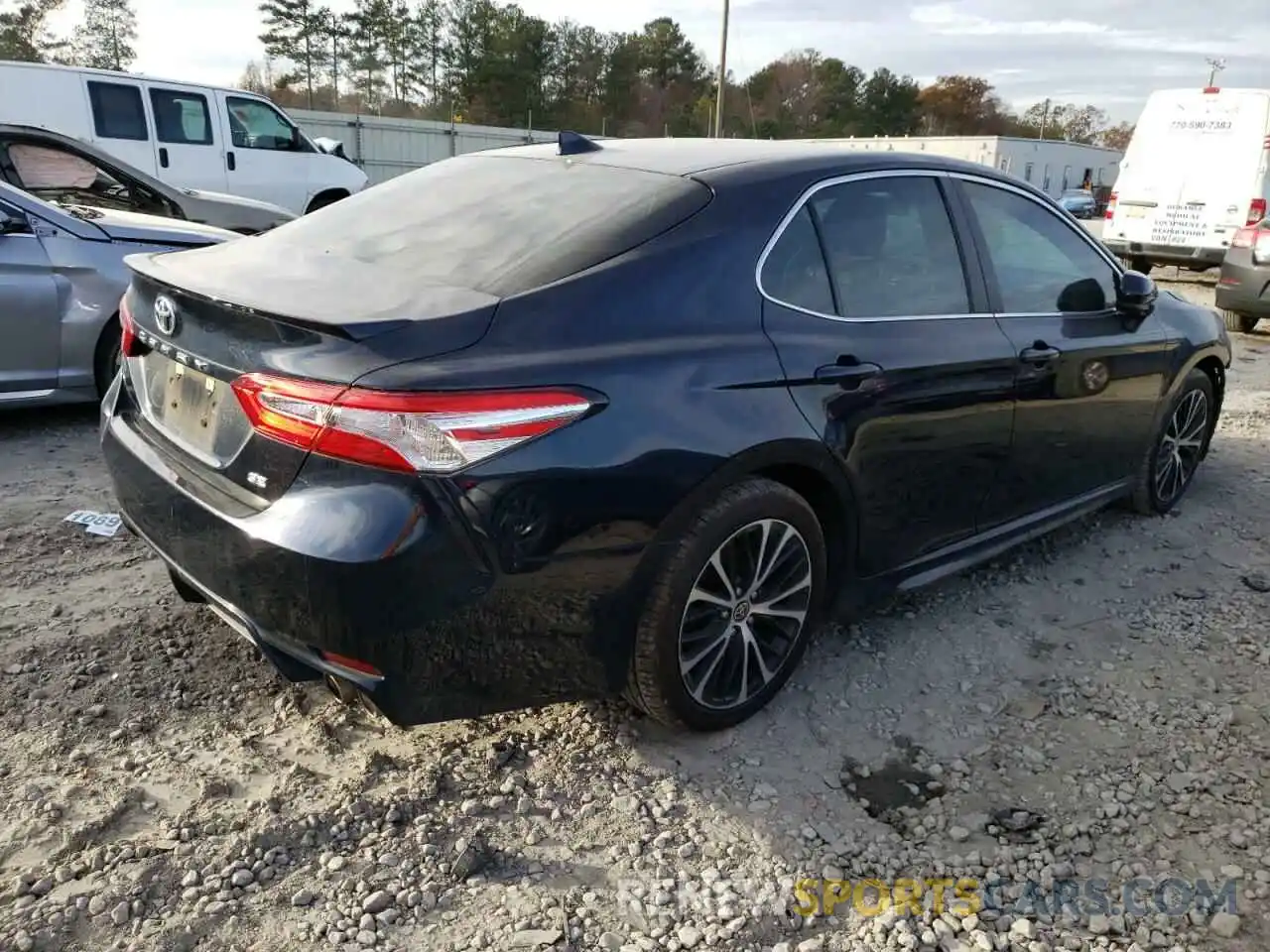 3 Photograph of a damaged car 4T1G11AK4LU510359 TOYOTA CAMRY 2020