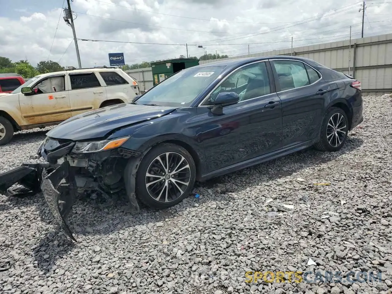 1 Photograph of a damaged car 4T1G11AK4LU860784 TOYOTA CAMRY 2020