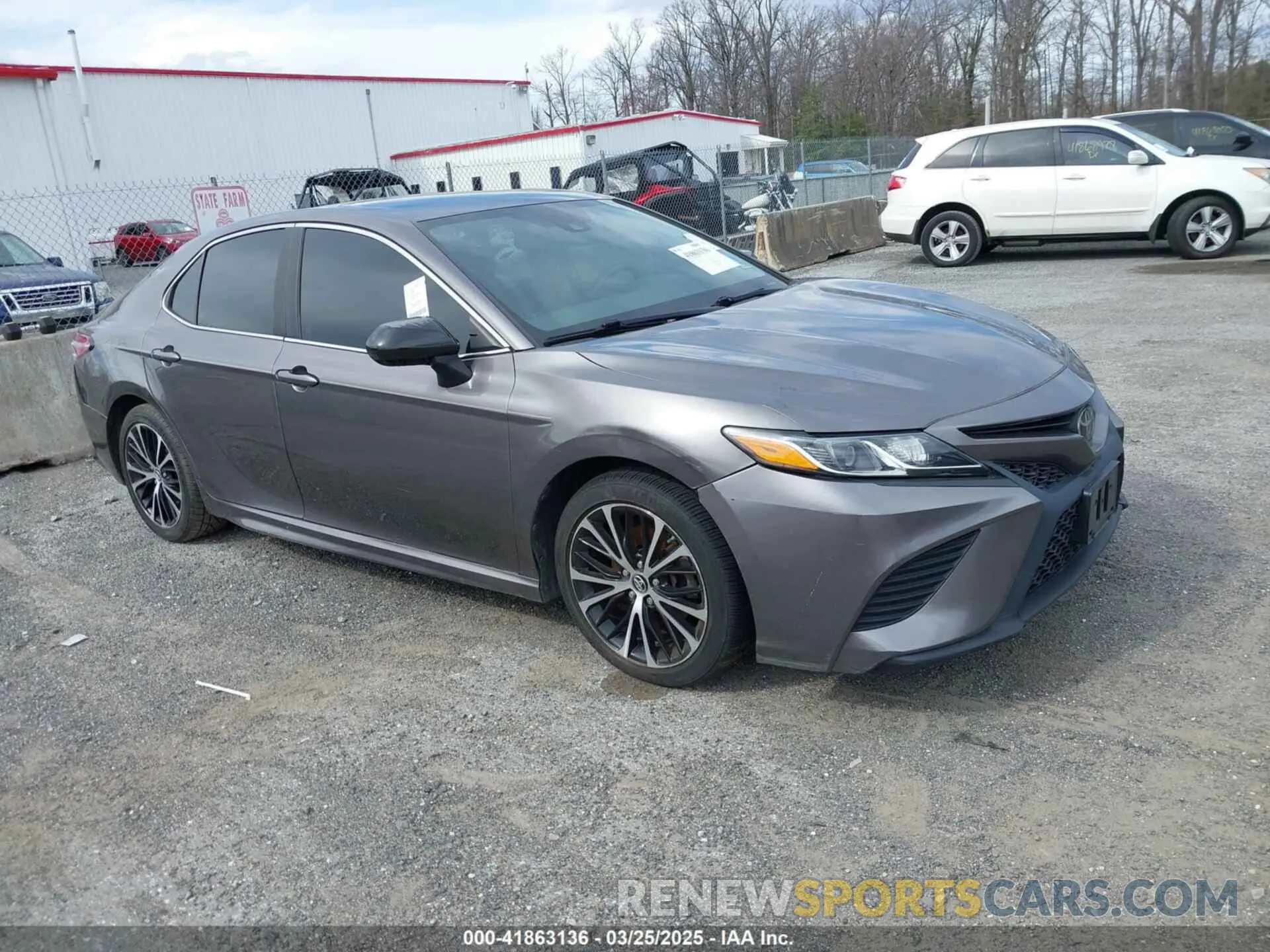 1 Photograph of a damaged car 4T1G11AK4LU863586 TOYOTA CAMRY 2020