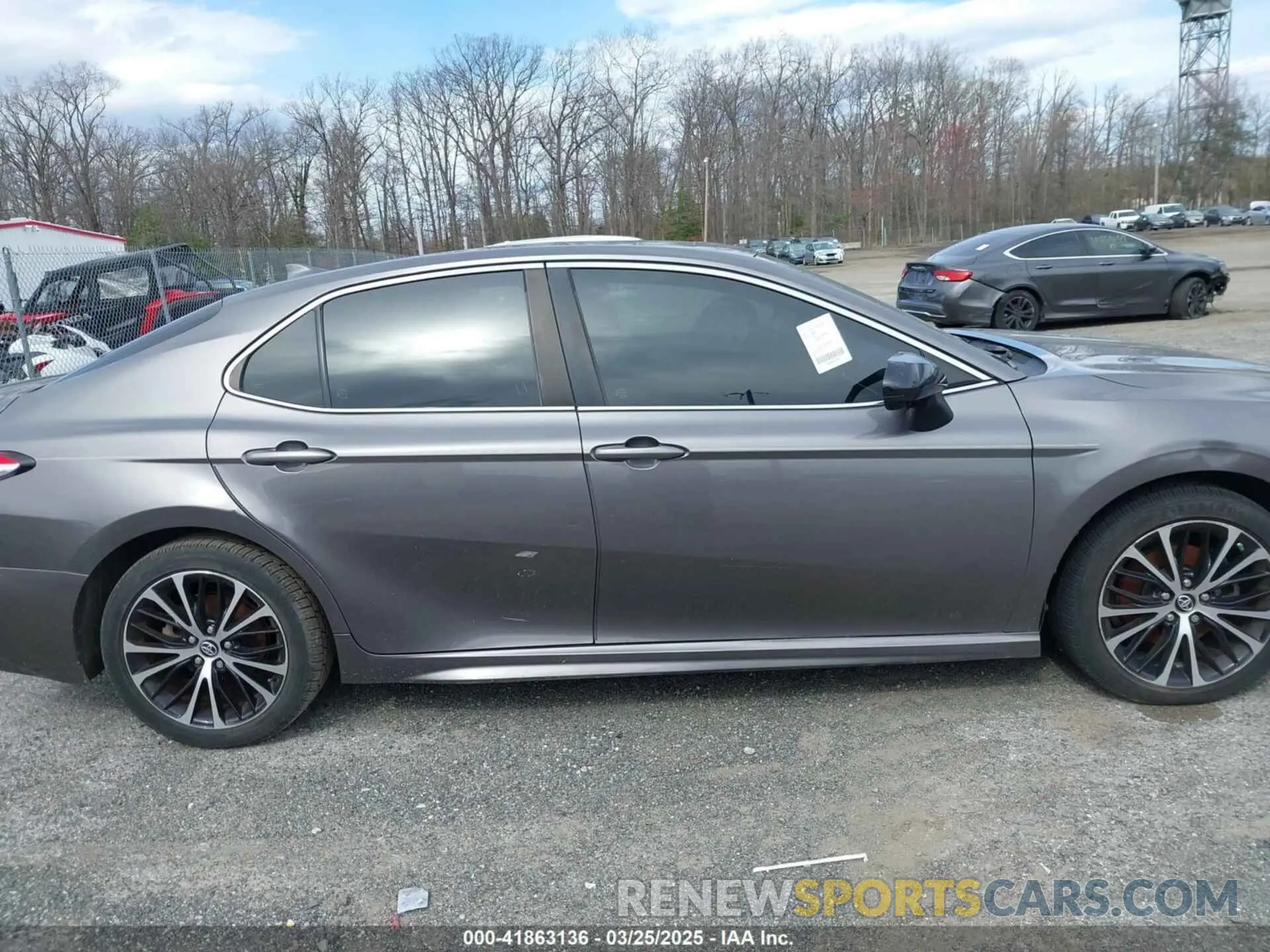 12 Photograph of a damaged car 4T1G11AK4LU863586 TOYOTA CAMRY 2020