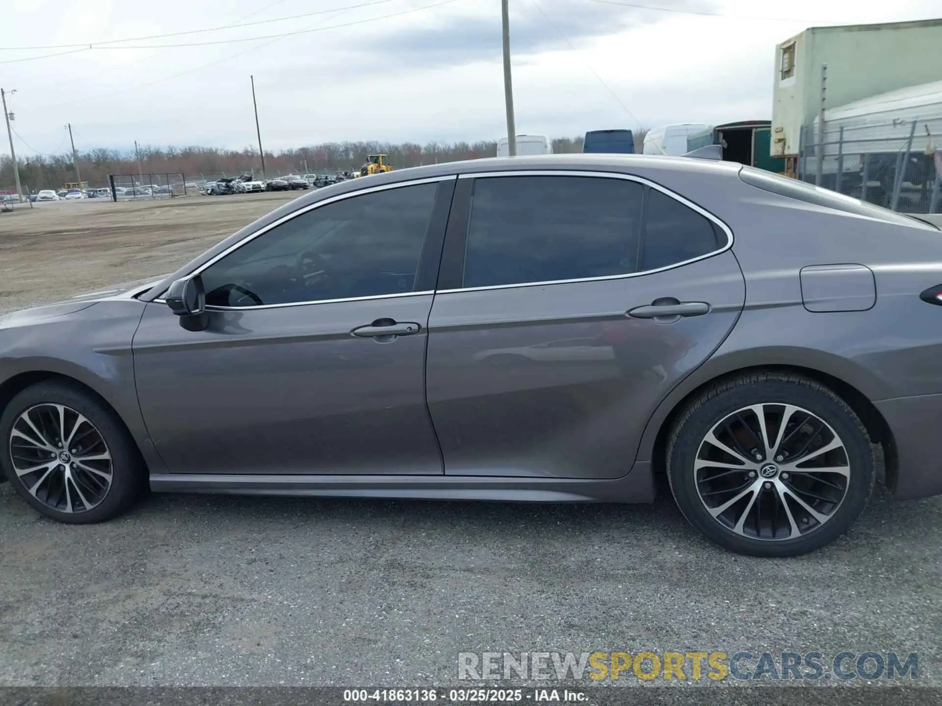 13 Photograph of a damaged car 4T1G11AK4LU863586 TOYOTA CAMRY 2020