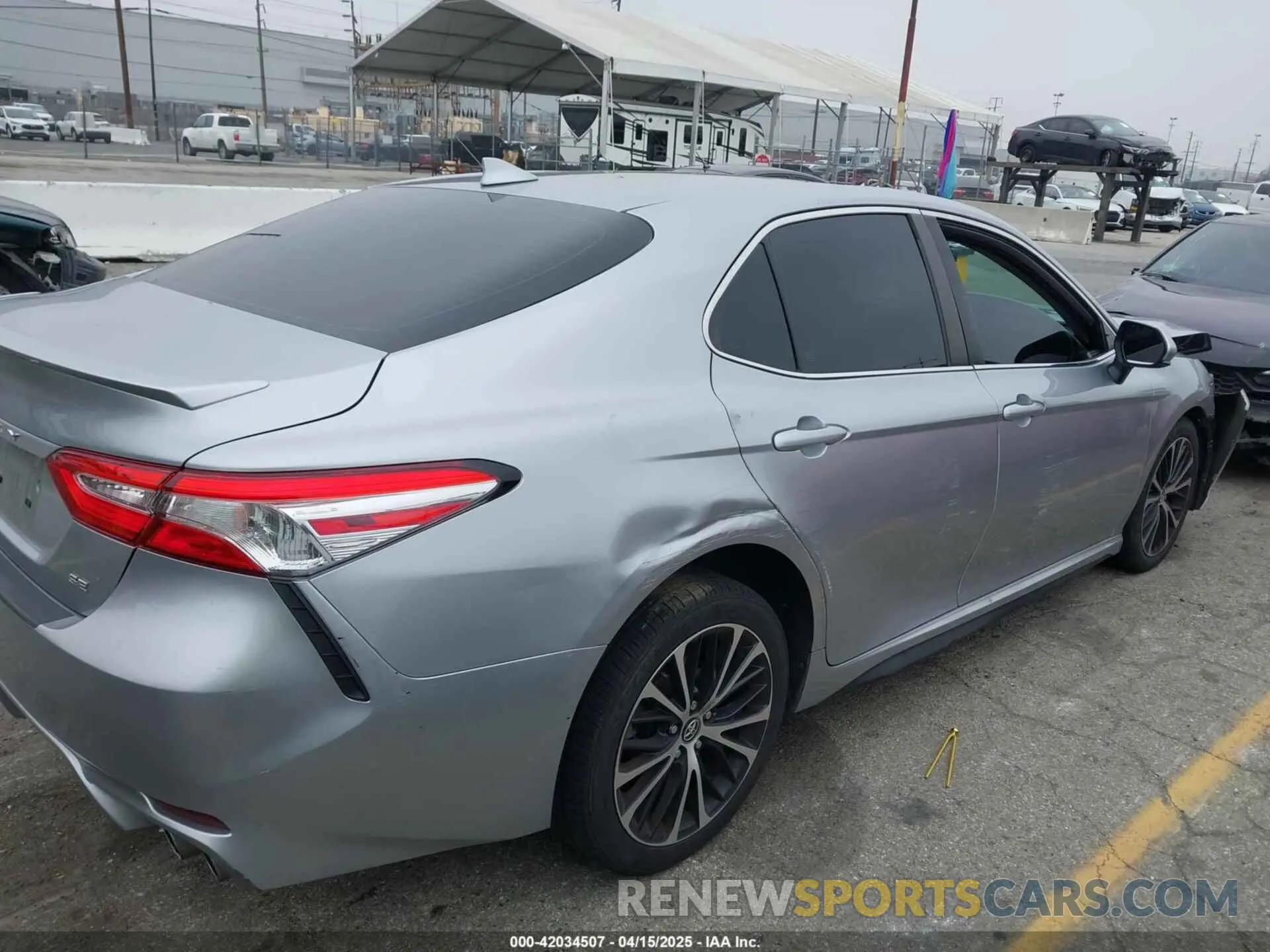 13 Photograph of a damaged car 4T1G11AK4LU872773 TOYOTA CAMRY 2020