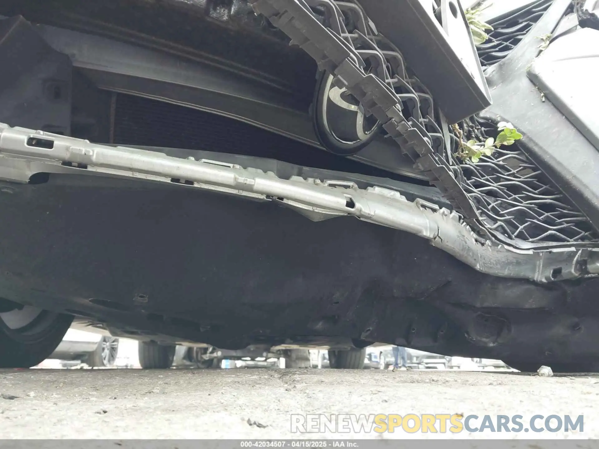 20 Photograph of a damaged car 4T1G11AK4LU872773 TOYOTA CAMRY 2020