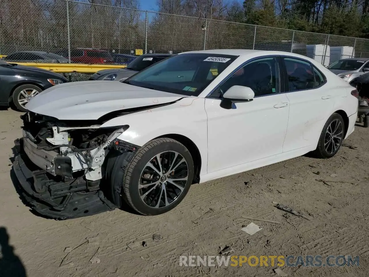 1 Photograph of a damaged car 4T1G11AK4LU886642 TOYOTA CAMRY 2020