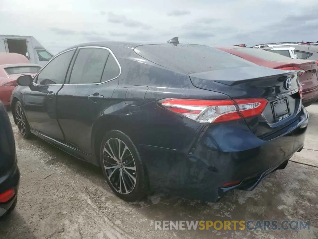 2 Photograph of a damaged car 4T1G11AK4LU893770 TOYOTA CAMRY 2020