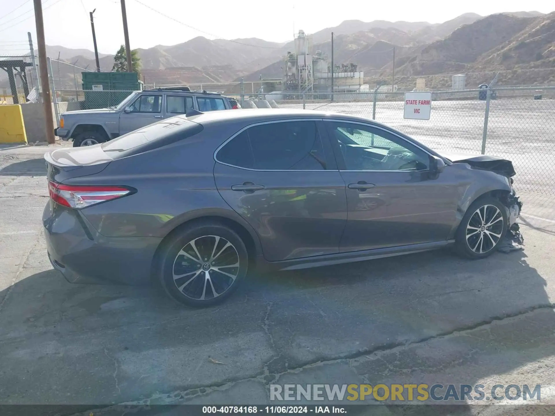 13 Photograph of a damaged car 4T1G11AK4LU895485 TOYOTA CAMRY 2020