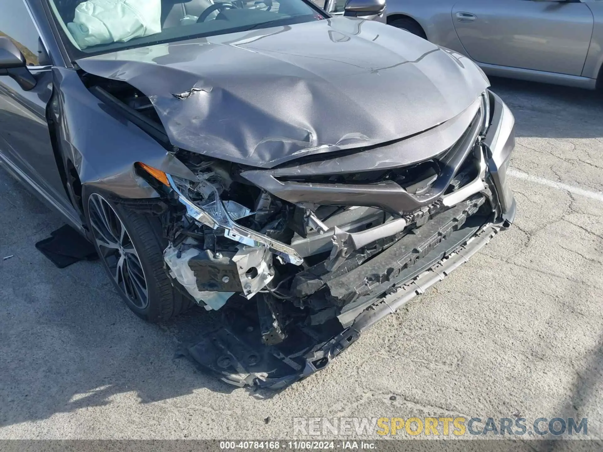 6 Photograph of a damaged car 4T1G11AK4LU895485 TOYOTA CAMRY 2020