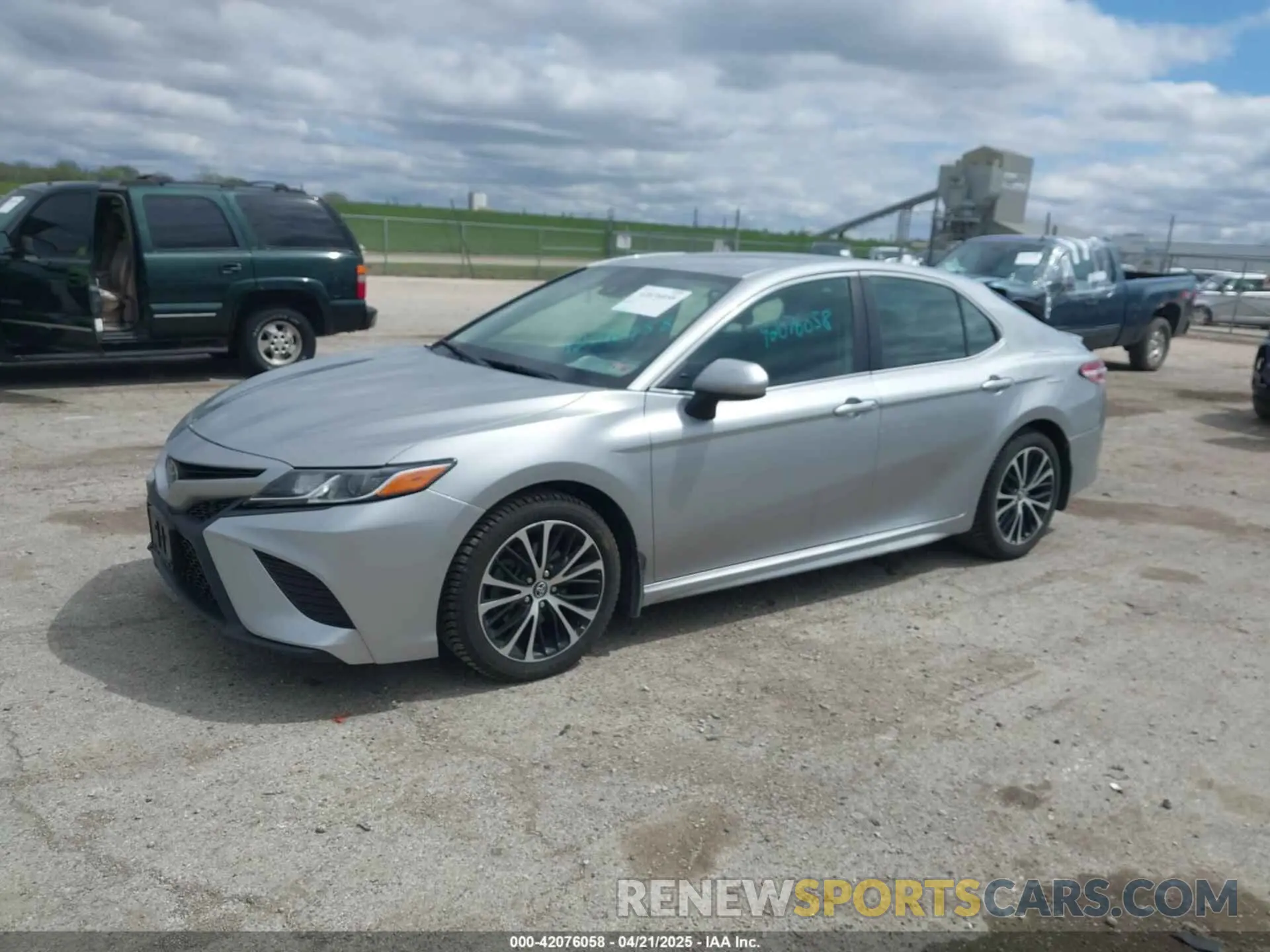 2 Photograph of a damaged car 4T1G11AK4LU896765 TOYOTA CAMRY 2020