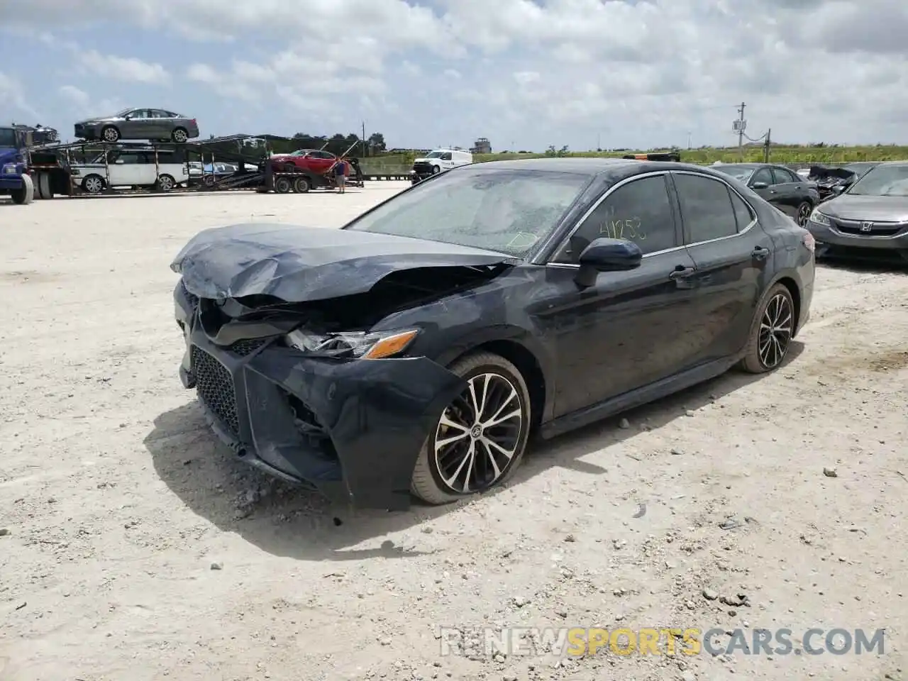 2 Photograph of a damaged car 4T1G11AK4LU901379 TOYOTA CAMRY 2020