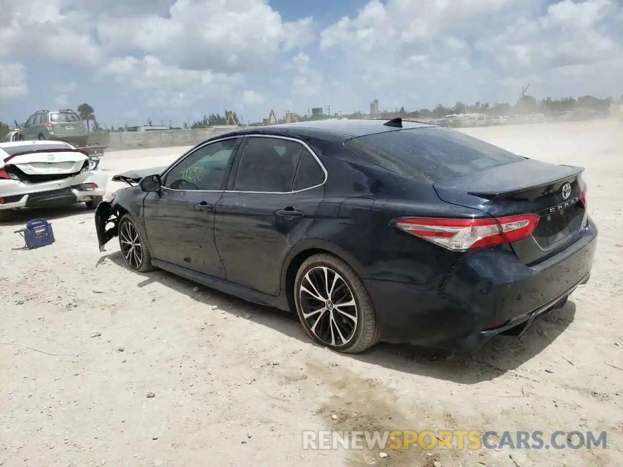 3 Photograph of a damaged car 4T1G11AK4LU901379 TOYOTA CAMRY 2020