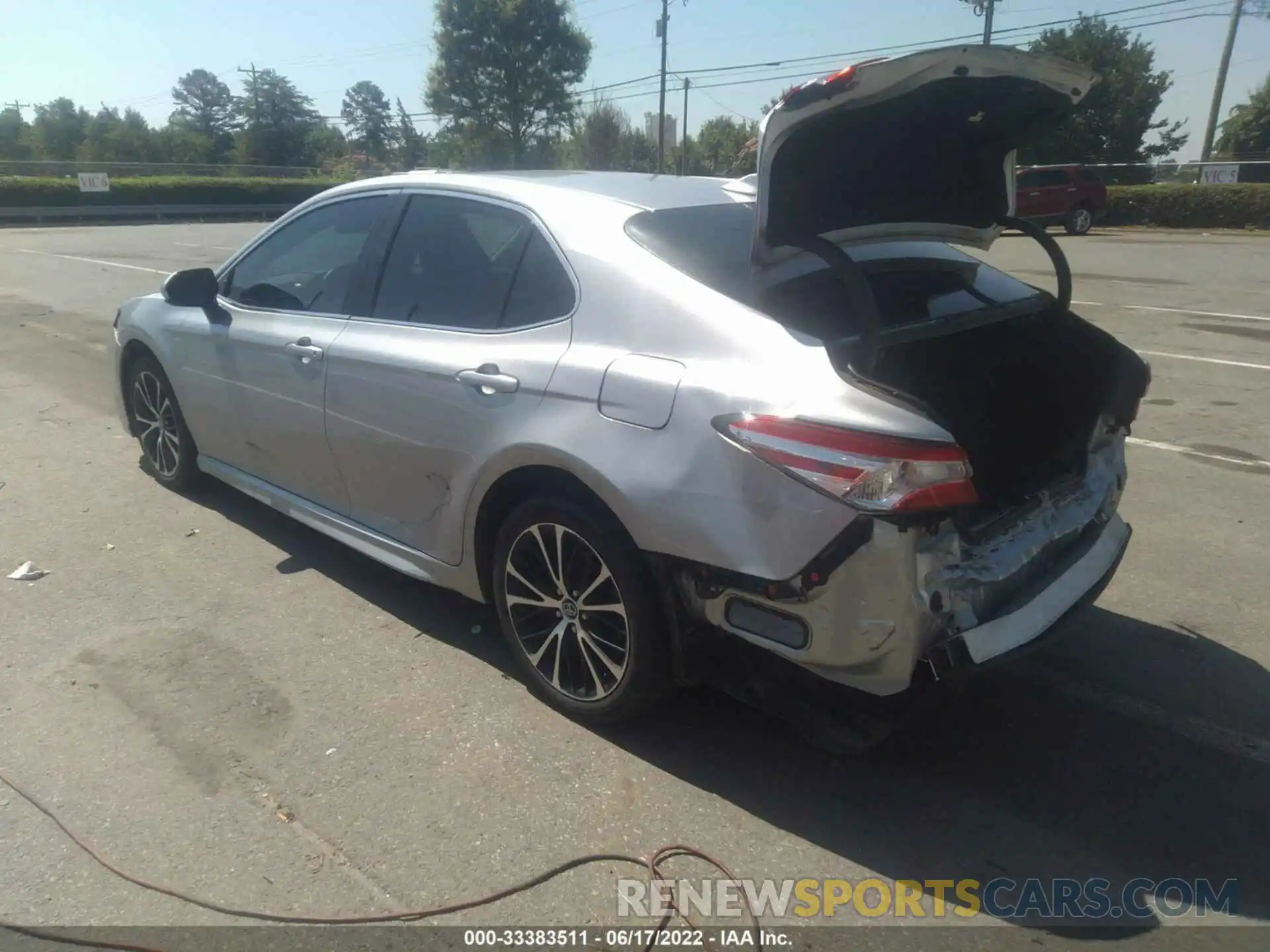 3 Photograph of a damaged car 4T1G11AK4LU906467 TOYOTA CAMRY 2020