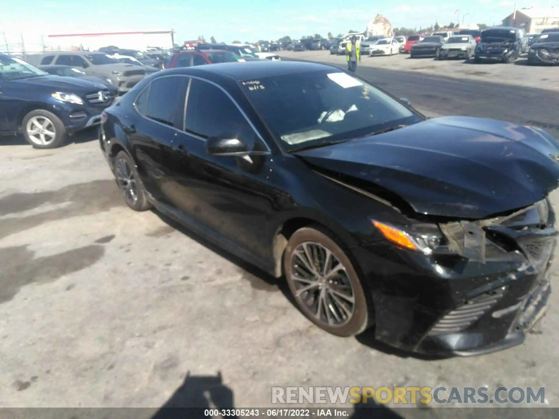 1 Photograph of a damaged car 4T1G11AK4LU908655 TOYOTA CAMRY 2020