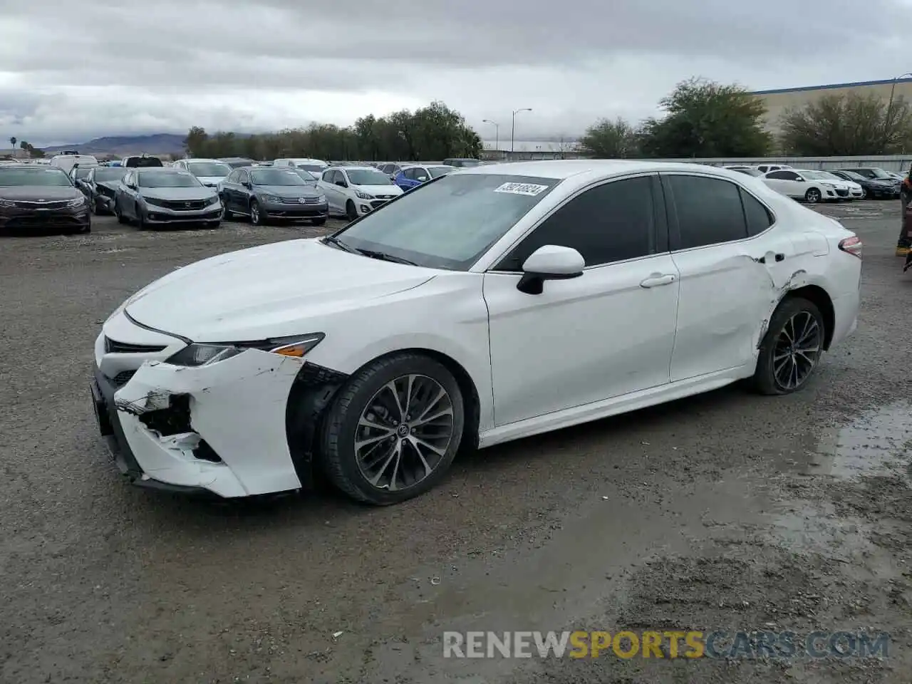 1 Photograph of a damaged car 4T1G11AK4LU908672 TOYOTA CAMRY 2020