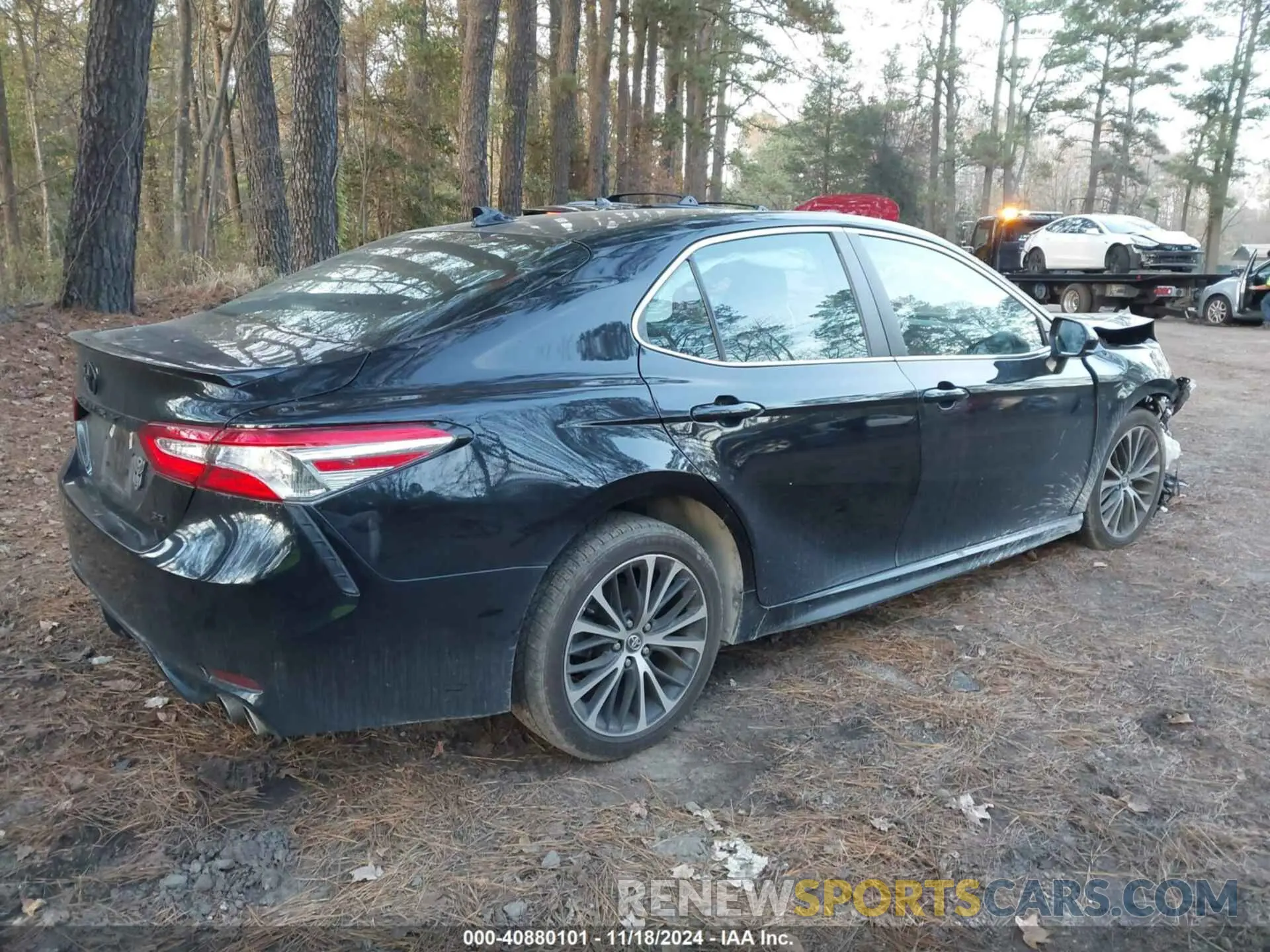 4 Photograph of a damaged car 4T1G11AK4LU911703 TOYOTA CAMRY 2020