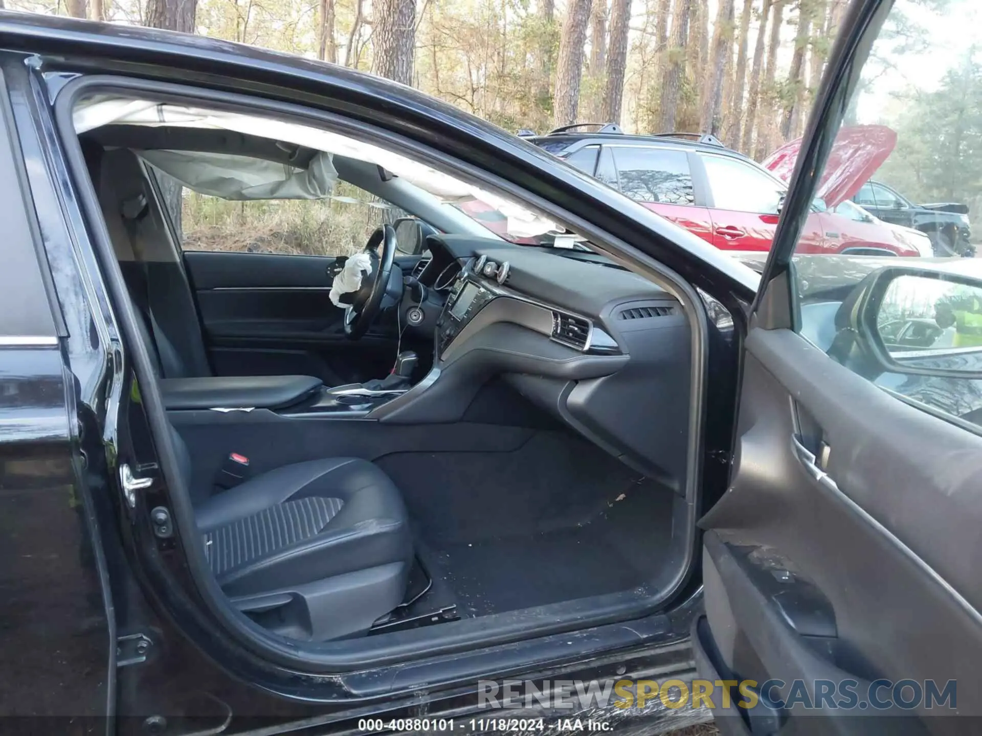 5 Photograph of a damaged car 4T1G11AK4LU911703 TOYOTA CAMRY 2020