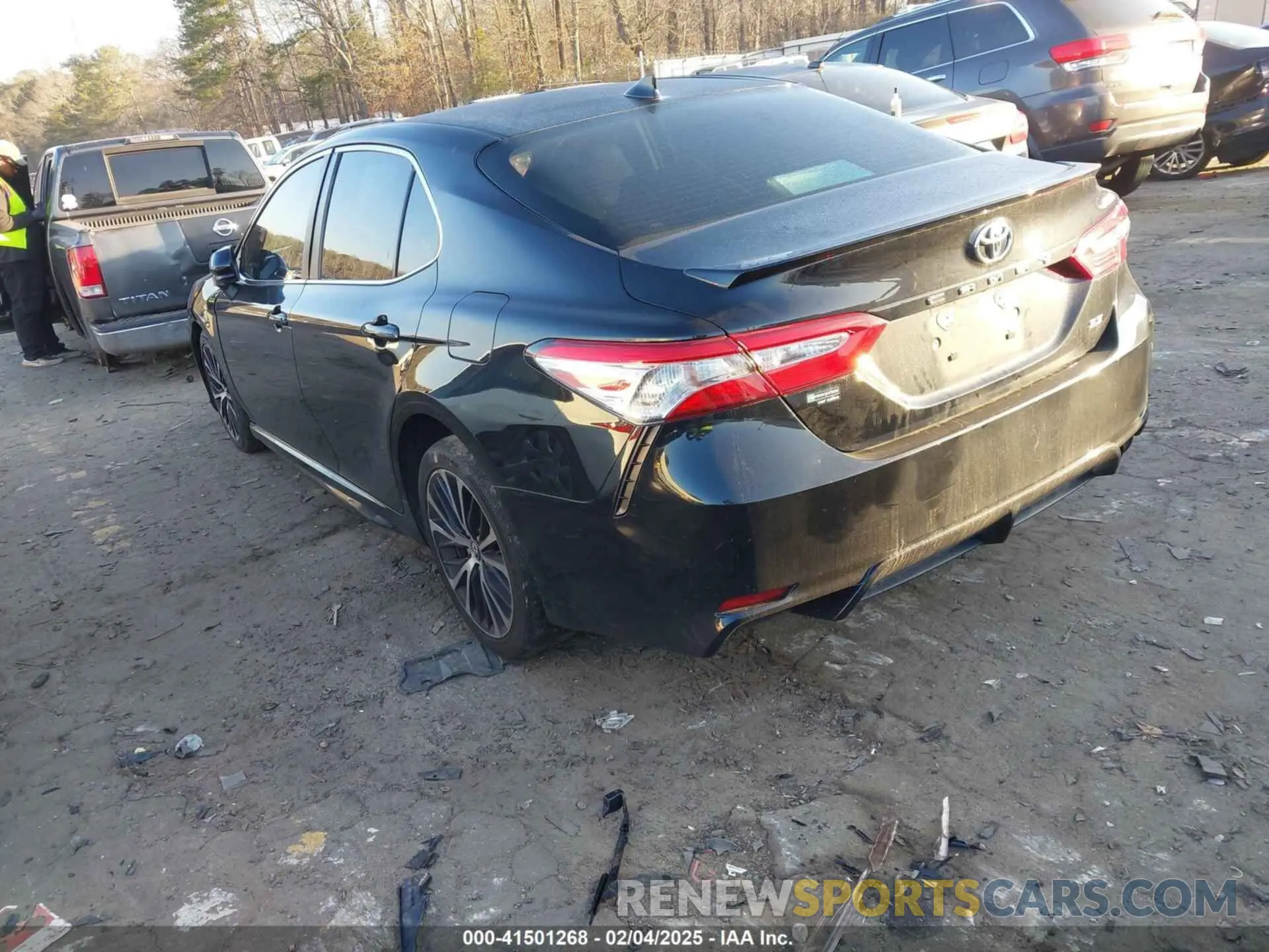 3 Photograph of a damaged car 4T1G11AK4LU913113 TOYOTA CAMRY 2020