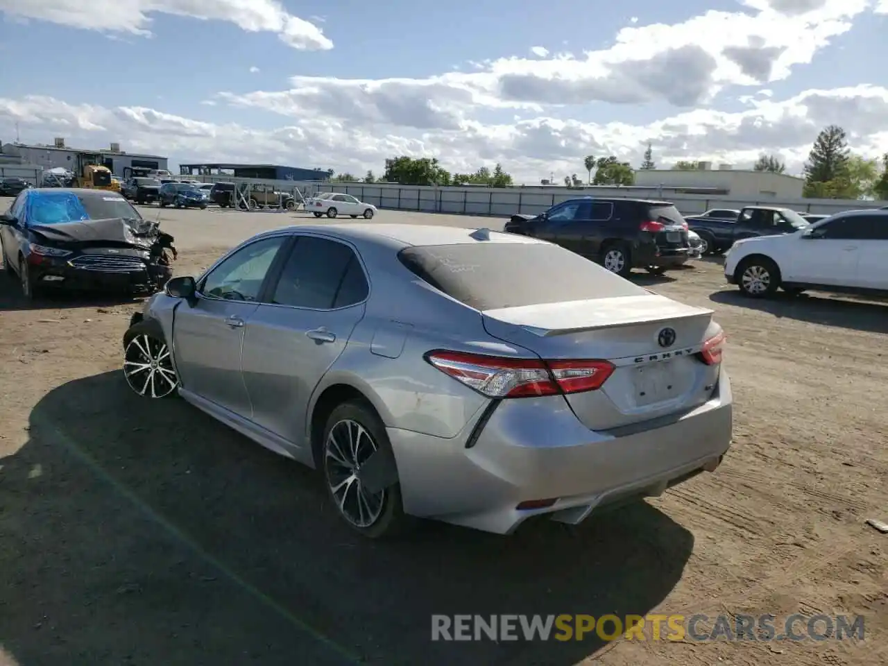 3 Photograph of a damaged car 4T1G11AK4LU914195 TOYOTA CAMRY 2020