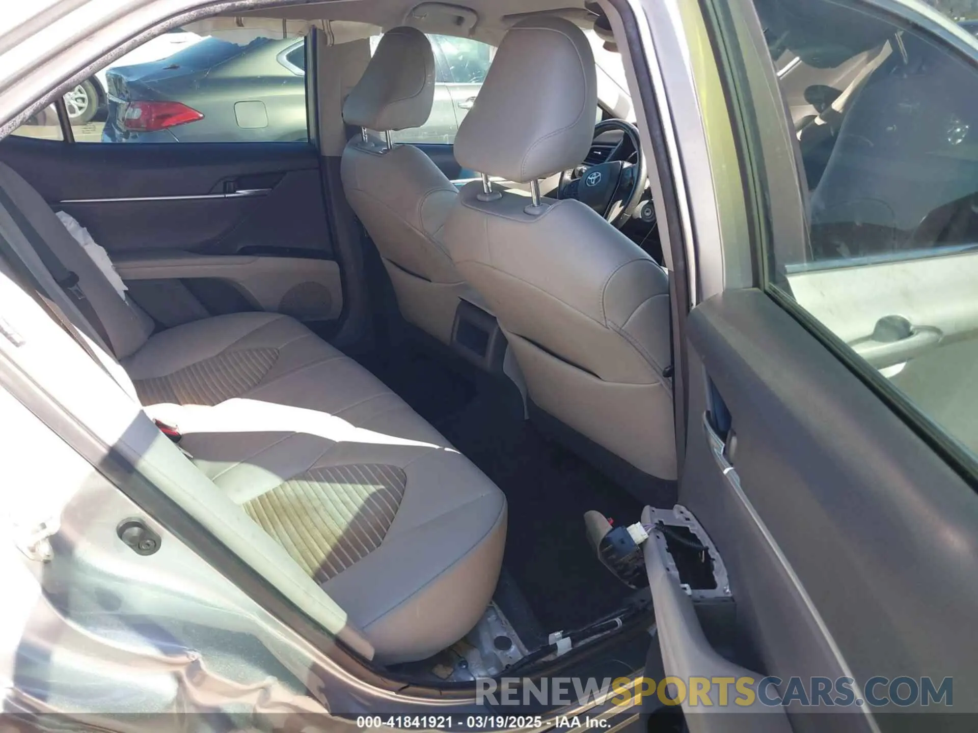 8 Photograph of a damaged car 4T1G11AK4LU920093 TOYOTA CAMRY 2020