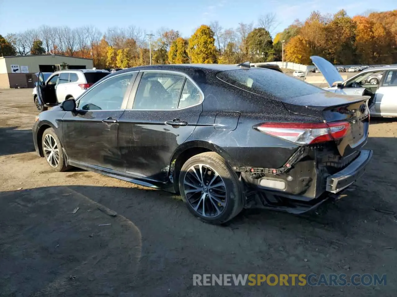 2 Photograph of a damaged car 4T1G11AK4LU922586 TOYOTA CAMRY 2020