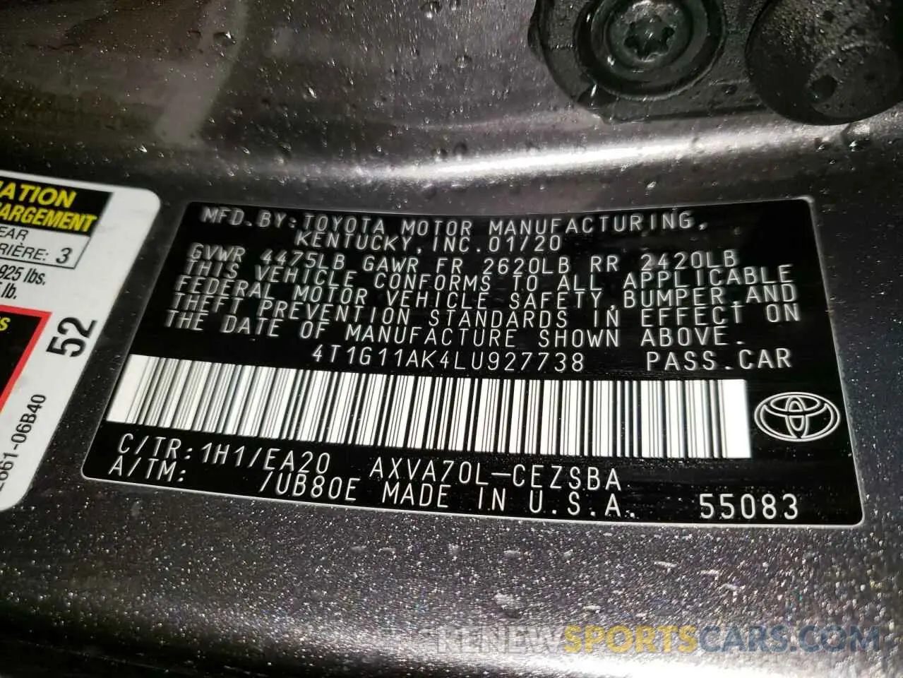 12 Photograph of a damaged car 4T1G11AK4LU927738 TOYOTA CAMRY 2020