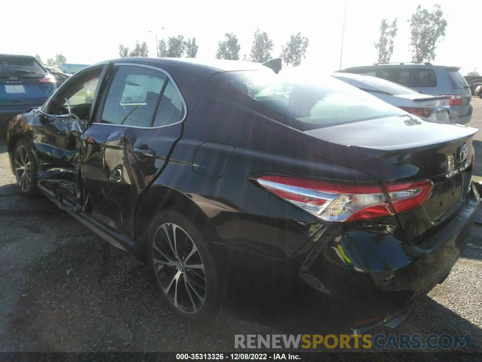 3 Photograph of a damaged car 4T1G11AK4LU941526 TOYOTA CAMRY 2020