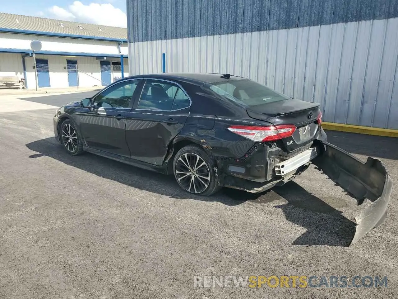 2 Photograph of a damaged car 4T1G11AK4LU945270 TOYOTA CAMRY 2020