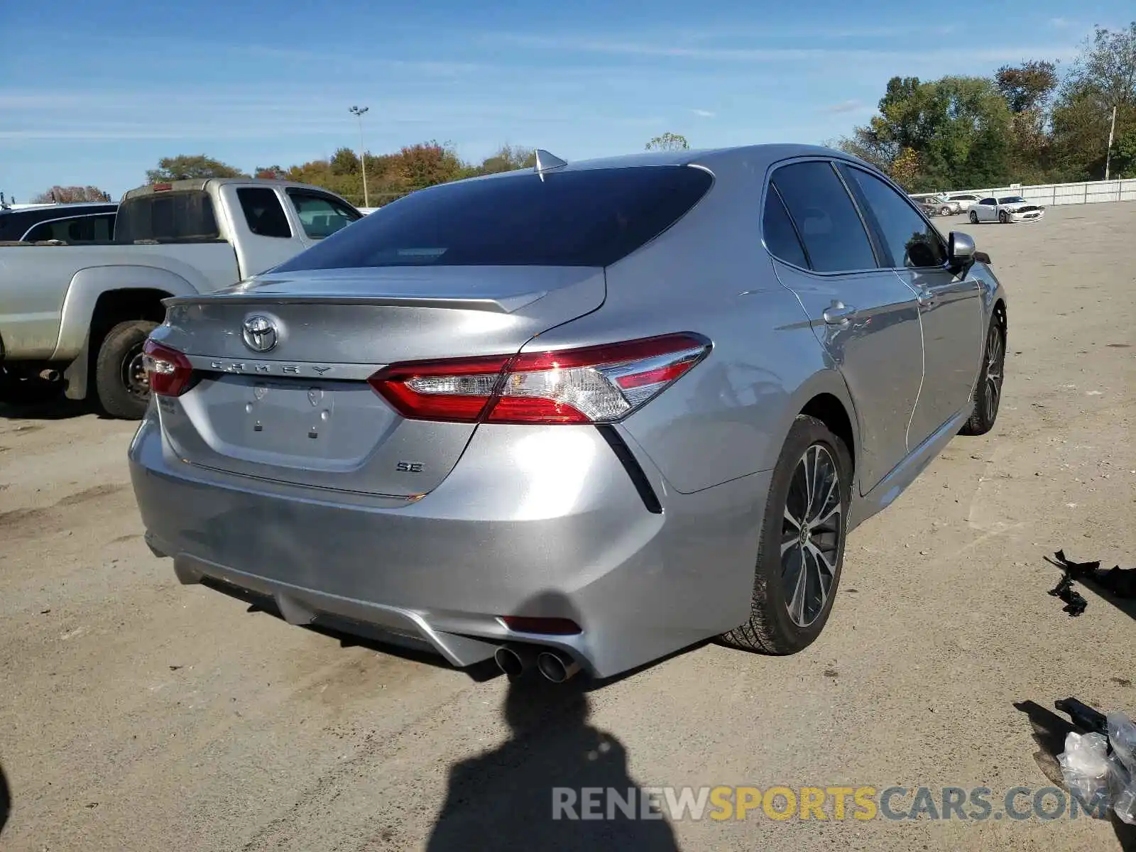 4 Photograph of a damaged car 4T1G11AK4LU948749 TOYOTA CAMRY 2020