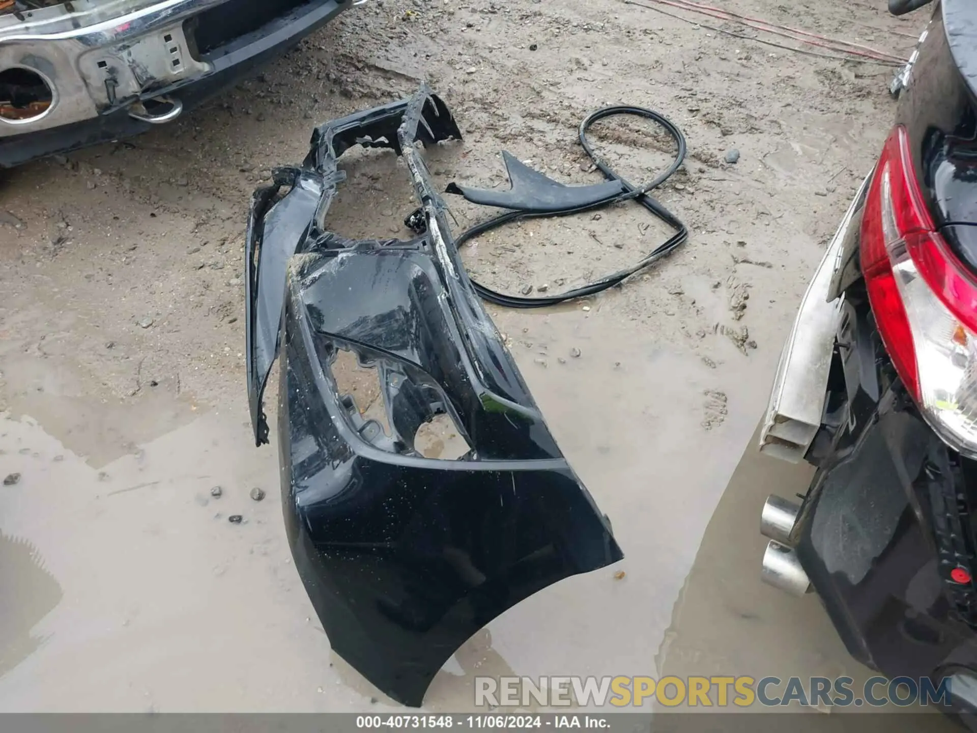 12 Photograph of a damaged car 4T1G11AK4LU949027 TOYOTA CAMRY 2020