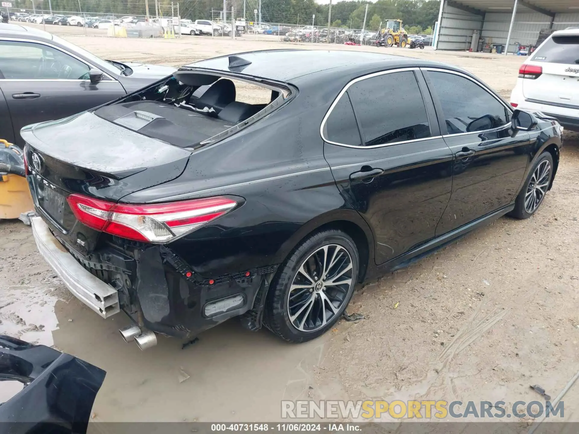 4 Photograph of a damaged car 4T1G11AK4LU949027 TOYOTA CAMRY 2020