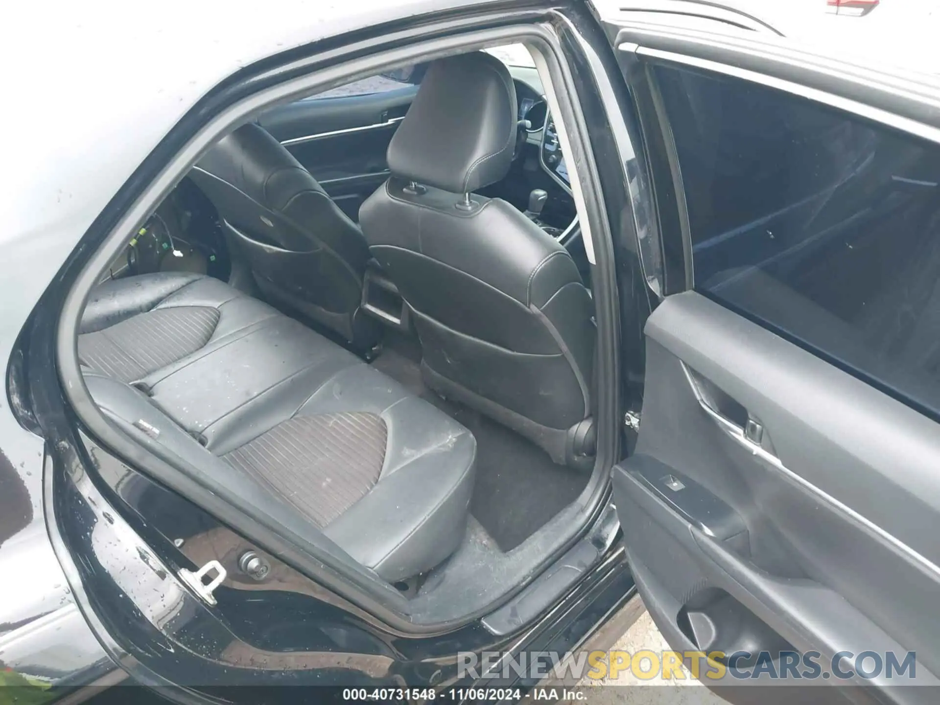 8 Photograph of a damaged car 4T1G11AK4LU949027 TOYOTA CAMRY 2020