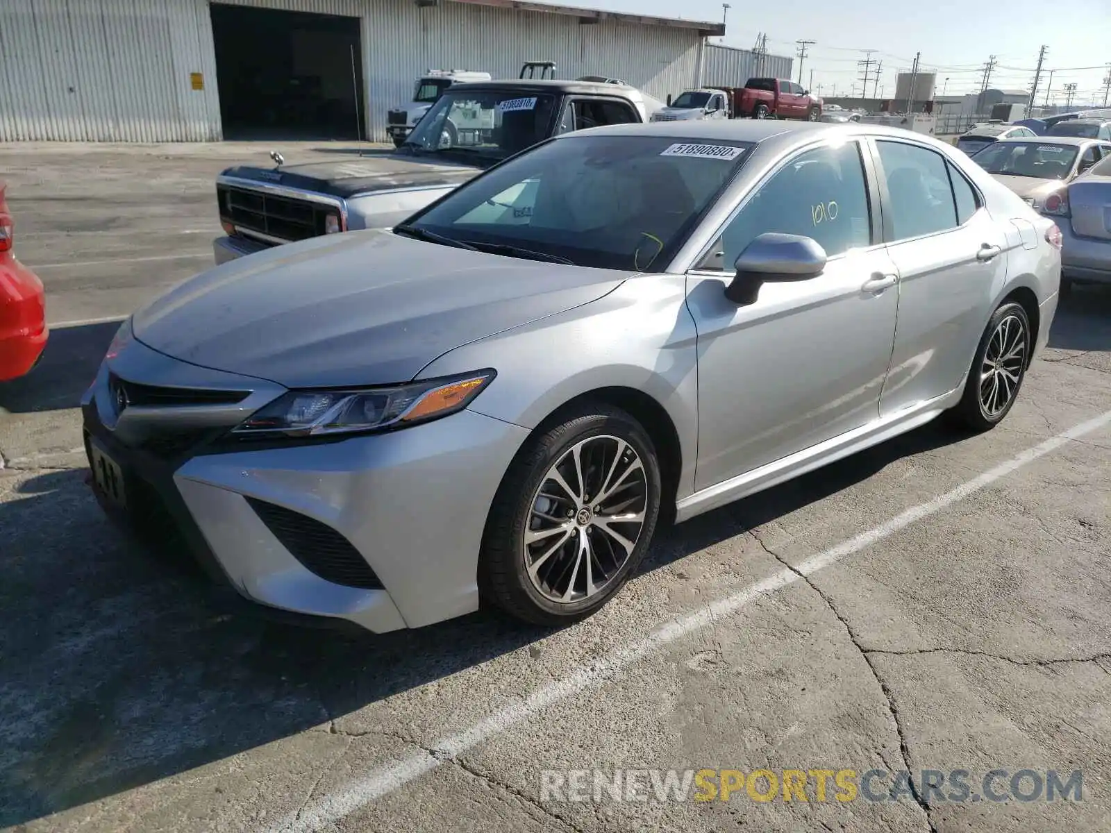 2 Photograph of a damaged car 4T1G11AK4LU949044 TOYOTA CAMRY 2020