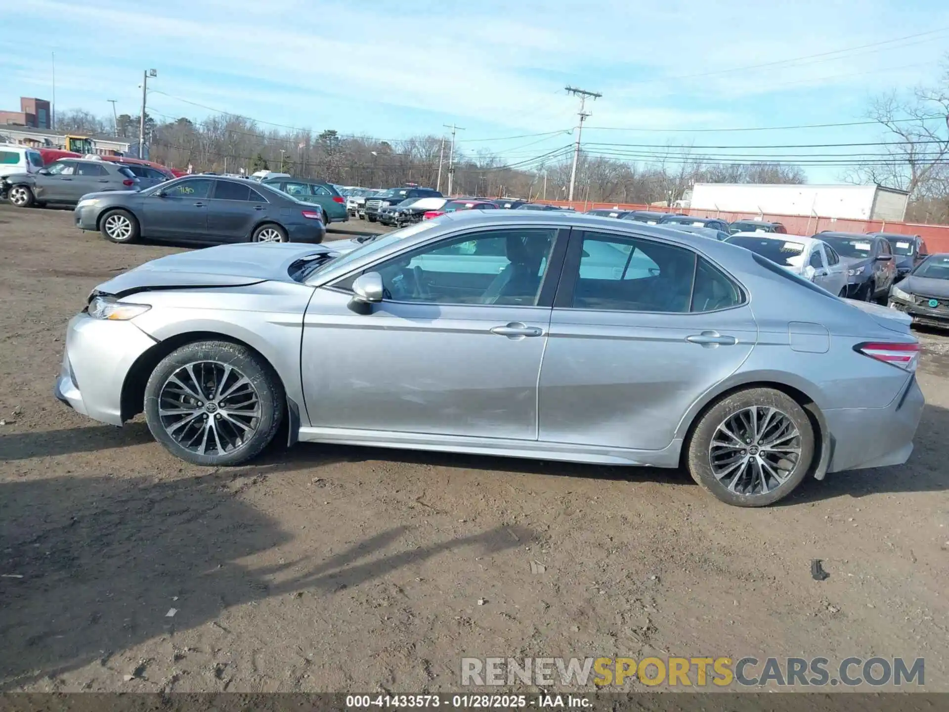 14 Photograph of a damaged car 4T1G11AK4LU971299 TOYOTA CAMRY 2020