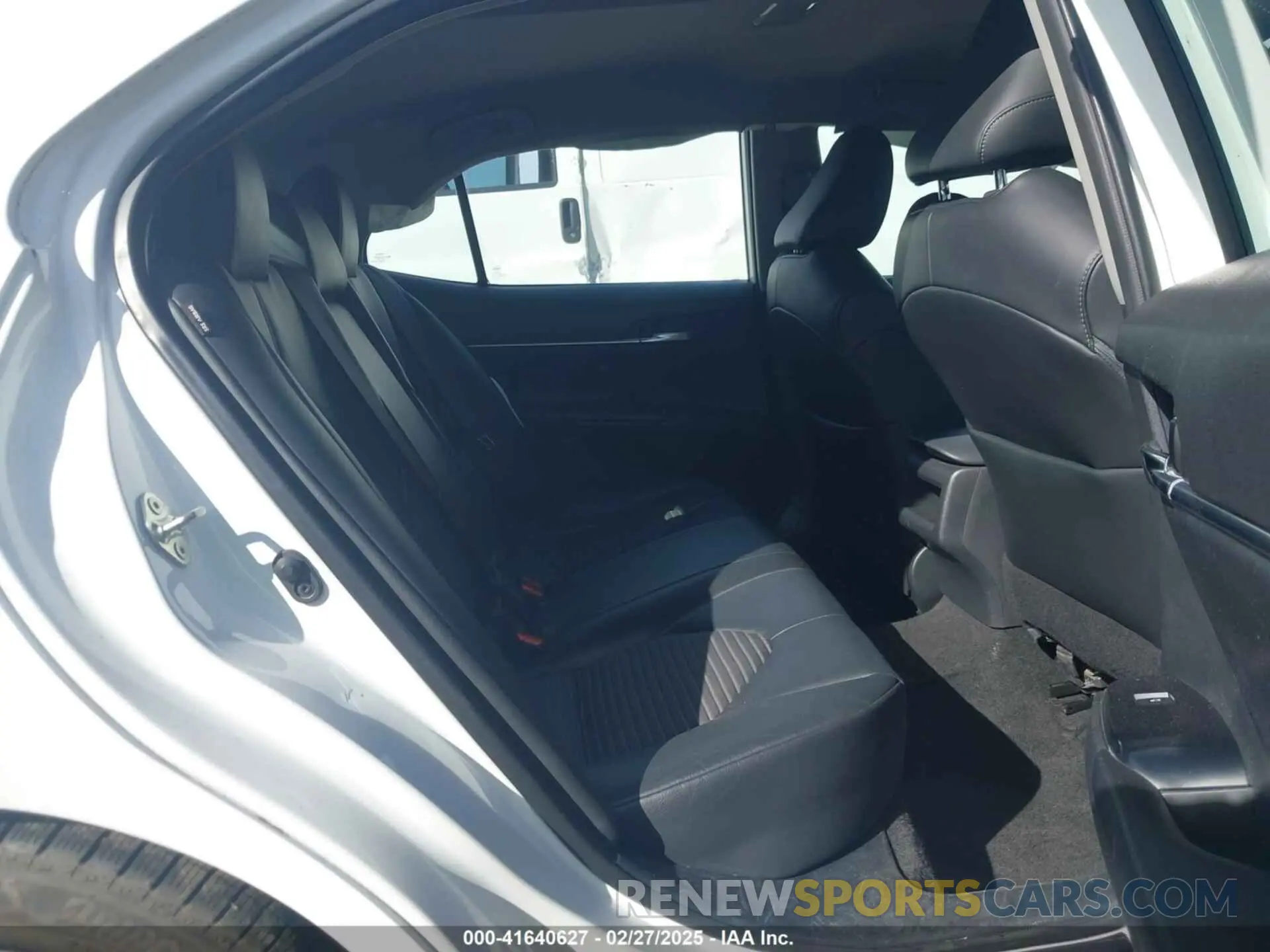 8 Photograph of a damaged car 4T1G11AK4LU973926 TOYOTA CAMRY 2020