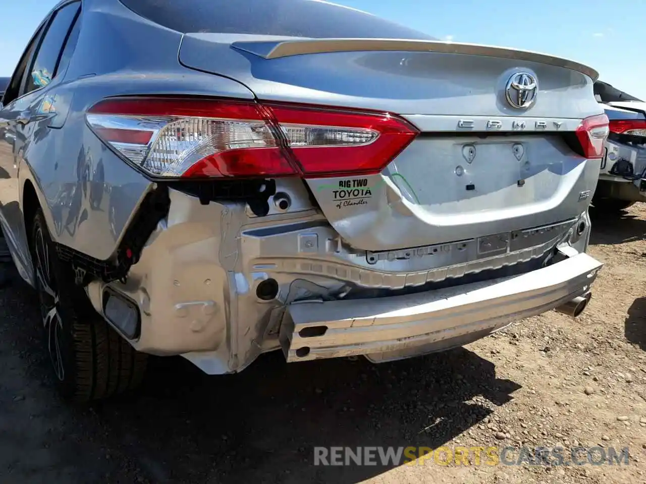 9 Photograph of a damaged car 4T1G11AK4LU975434 TOYOTA CAMRY 2020