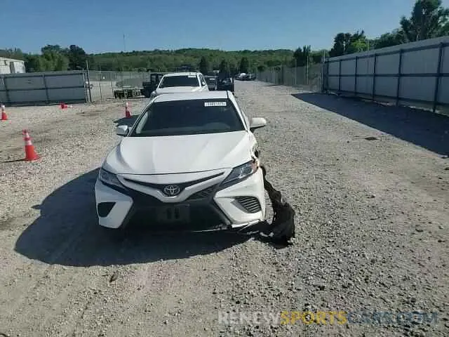 13 Photograph of a damaged car 4T1G11AK4LU983288 TOYOTA CAMRY 2020