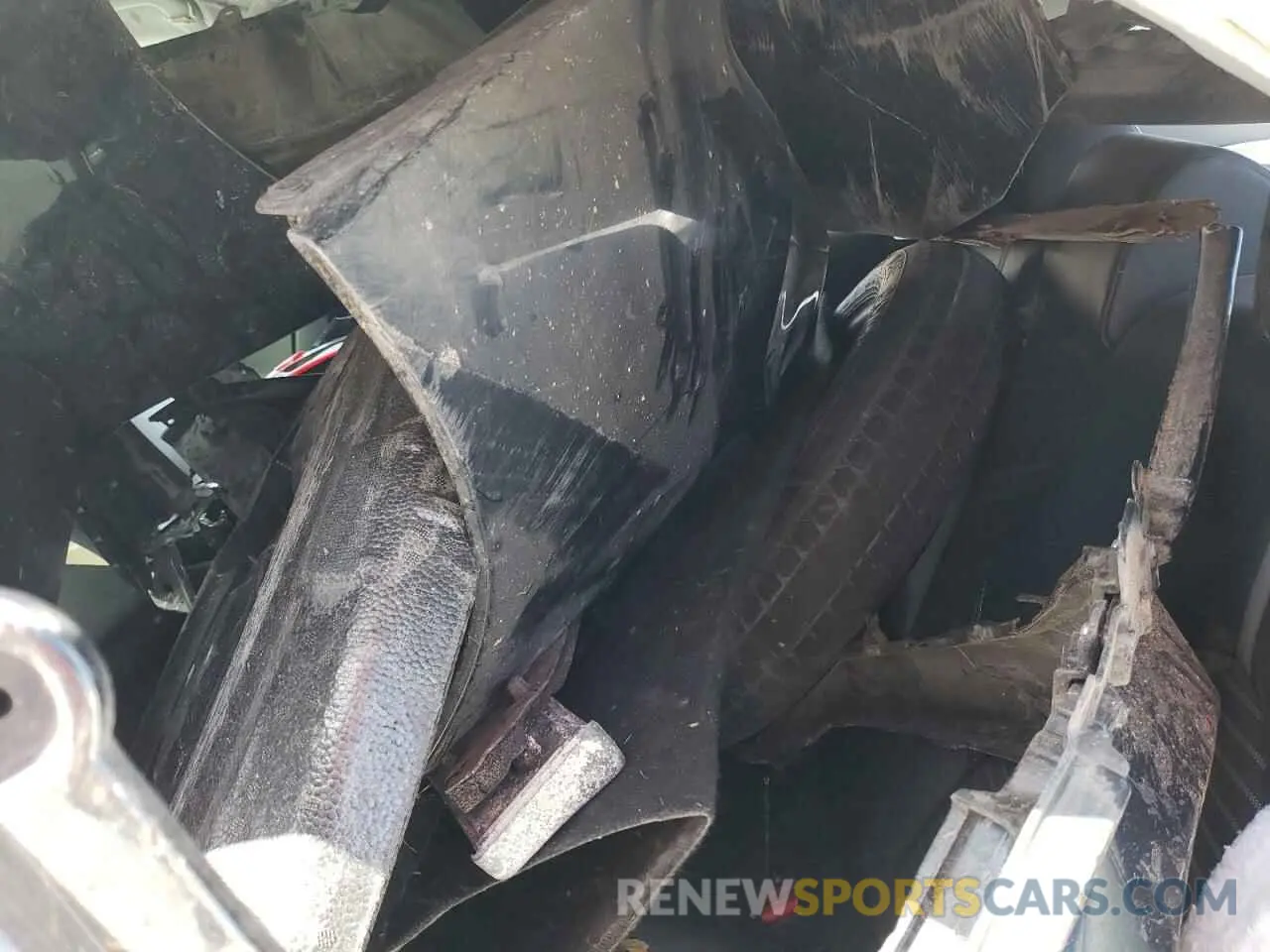 11 Photograph of a damaged car 4T1G11AK4LU987972 TOYOTA CAMRY 2020