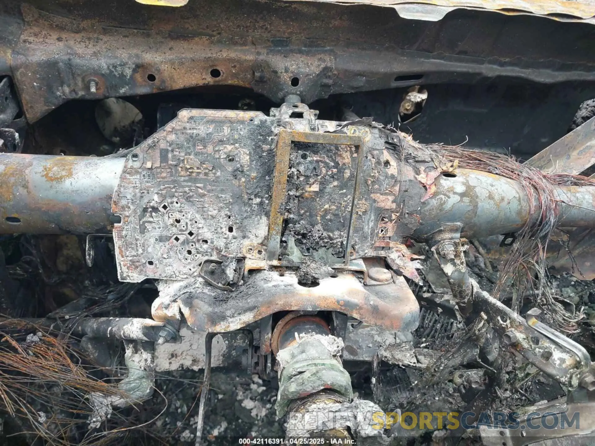 7 Photograph of a damaged car 4T1G11AK5LU306847 TOYOTA CAMRY 2020