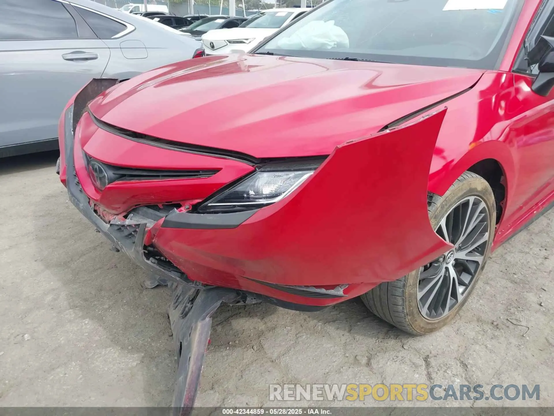 6 Photograph of a damaged car 4T1G11AK5LU308856 TOYOTA CAMRY 2020