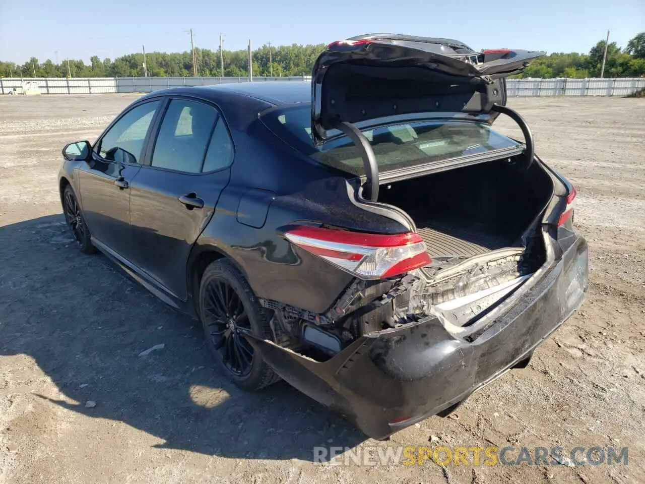 3 Photograph of a damaged car 4T1G11AK5LU316925 TOYOTA CAMRY 2020