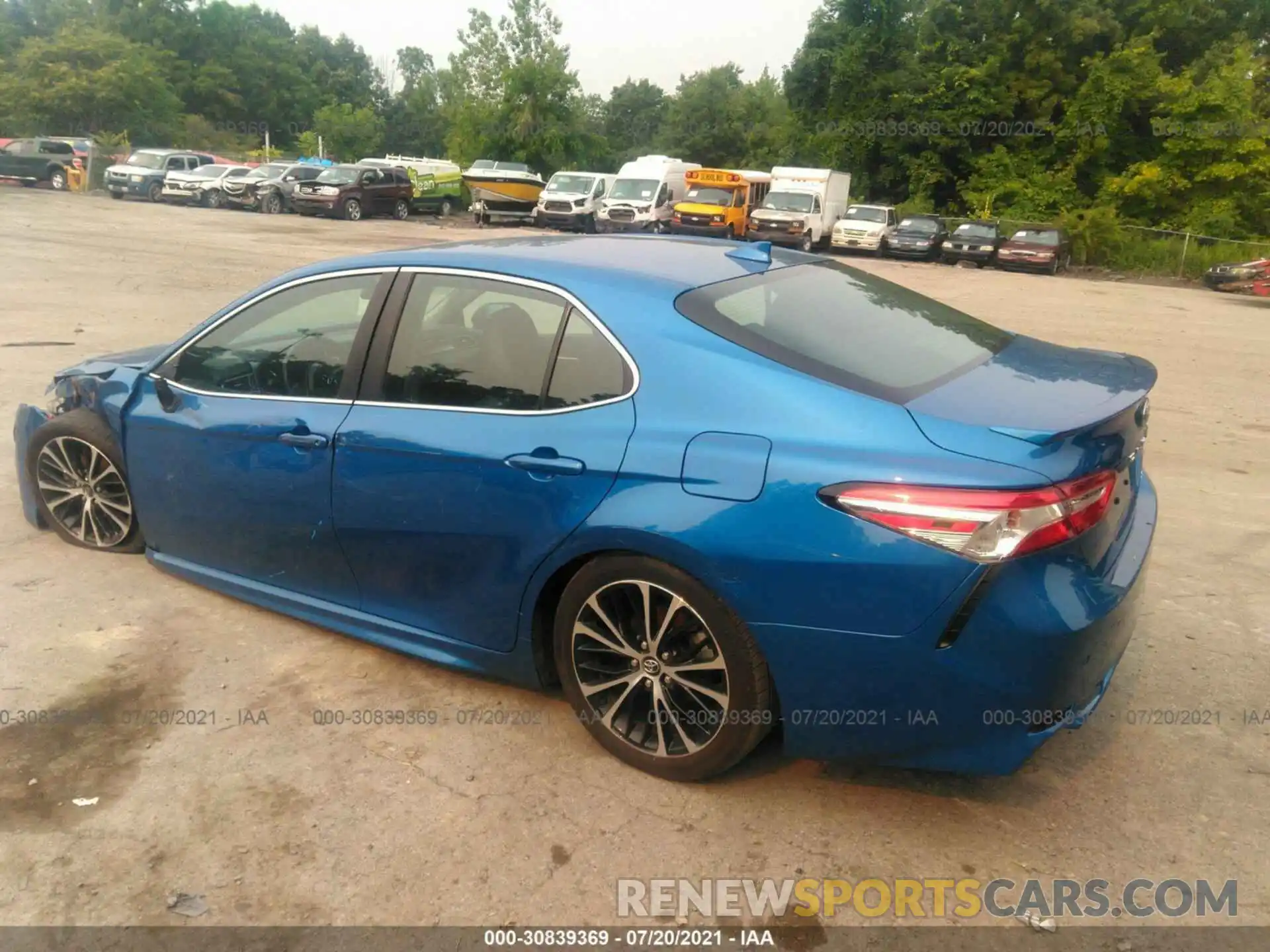 3 Photograph of a damaged car 4T1G11AK5LU327407 TOYOTA CAMRY 2020