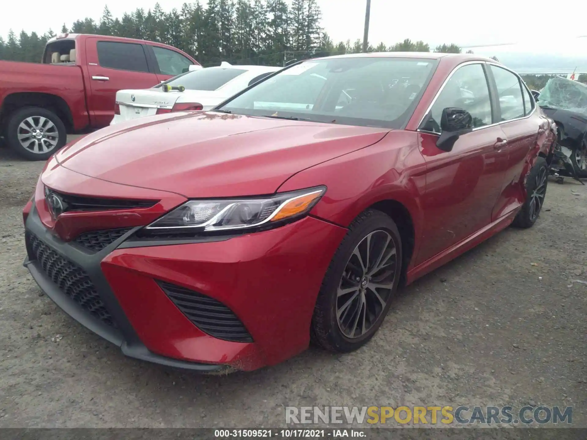 2 Photograph of a damaged car 4T1G11AK5LU333210 TOYOTA CAMRY 2020