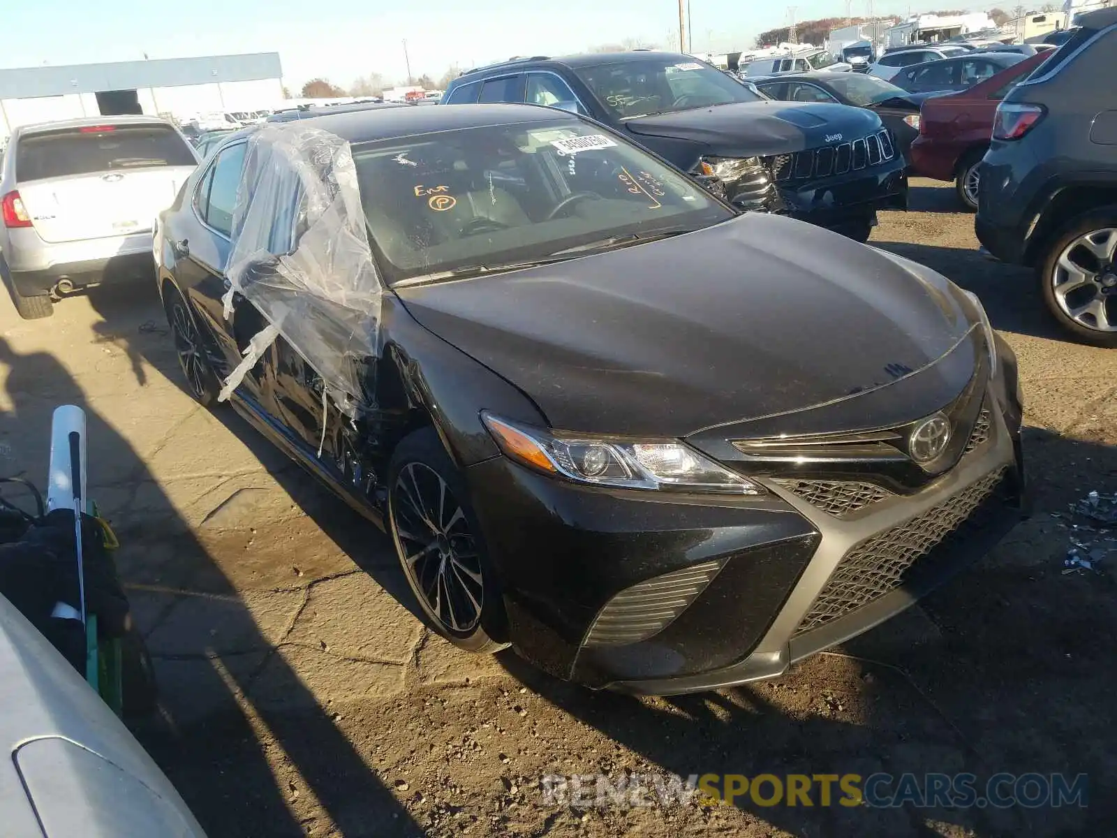 1 Photograph of a damaged car 4T1G11AK5LU333434 TOYOTA CAMRY 2020