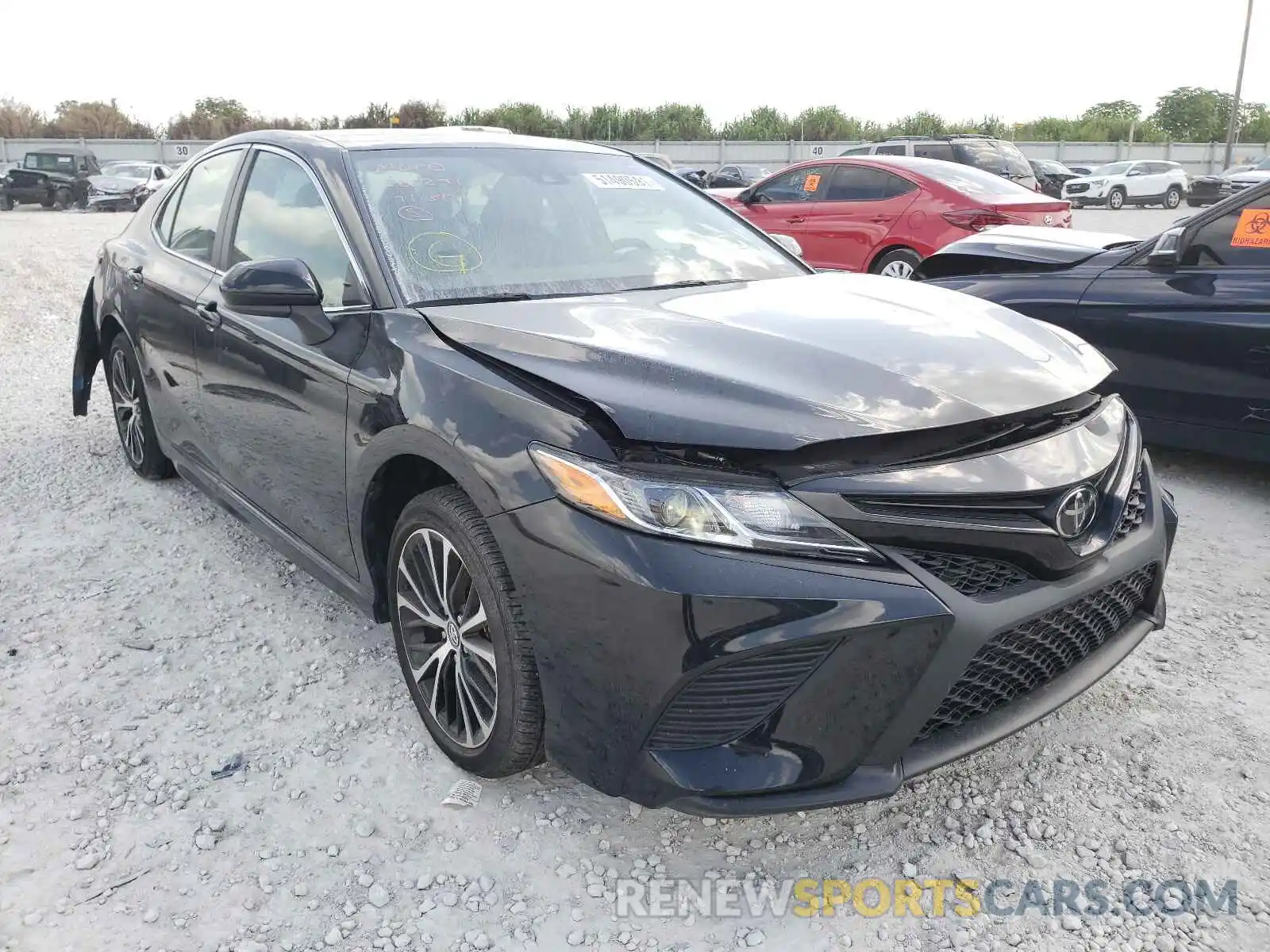 1 Photograph of a damaged car 4T1G11AK5LU336933 TOYOTA CAMRY 2020